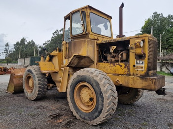 Wheel loader CATERPILLAR 930