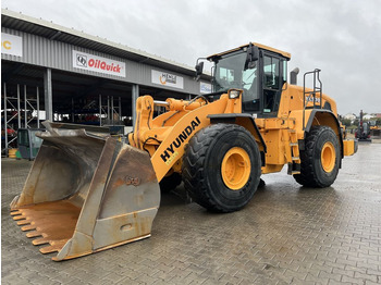 Wheel loader HYUNDAI