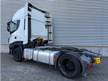 Tractor unit Iveco Stralis 460 AS / 2 Tanks / 448.000 KM!! / Belgium Truck: picture 3