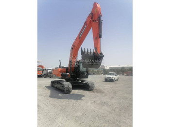 Crawler excavator DOOSAN DX225 LCA – CHAIN EXCAVATOR OPERATING WEIGHT 22 TON APPROX. WITH  BUCKET 1.08 Cu.M BUCKET ( HEAVY DUTY) MY2022: picture 3