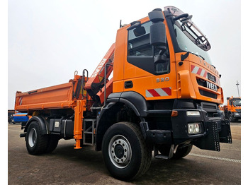 Tipper IVECO Trakker