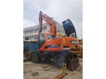 Wheel excavator DOOSAN DH210W-7