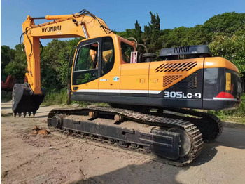 Crawler excavator HYUNDAI