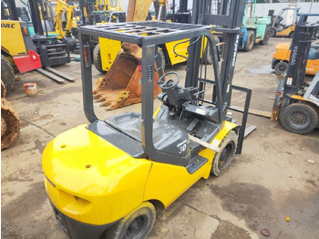 Diesel forklift Komatsu FD30: picture 2