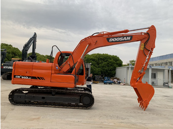 Crawler excavator DOOSAN DX140