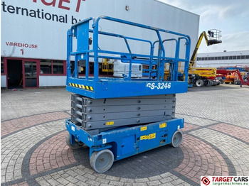 Scissor lift GENIE