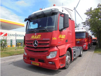 Tractor unit MERCEDES-BENZ Actros 1943