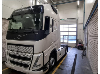 Tractor unit VOLVO FH 500