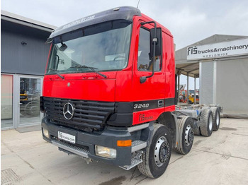 Cab chassis truck MERCEDES-BENZ Actros 3240