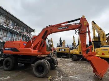 15ton Used Wheel Excavator Doosan Dh150w-7 Made In Korea For Sale With Original Good Running Condition In Shanghai on lease 15ton Used Wheel Excavator Doosan Dh150w-7 Made In Korea For Sale With Original Good Running Condition In Shanghai: picture 2