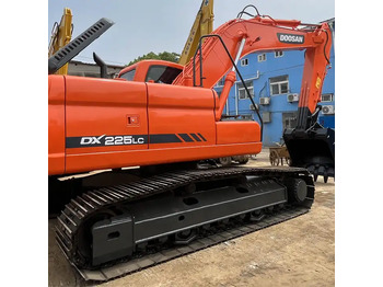 Crawler excavator DOOSAN DX225LC