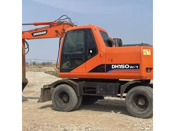 Wheel Digging Crawler Excavator Used Doosan150W Dh150W Dh150W-7 / Second-Hand Korea Engine Doosan Dh 150 150W-7 Doosan150 on lease Wheel Digging Crawler Excavator Used Doosan150W Dh150W Dh150W-7 / Second-Hand Korea Engine Doosan Dh 150 150W-7 Doosan150: picture 1