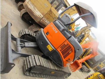 Mini excavator Hitachi ZX 30 U: picture 3