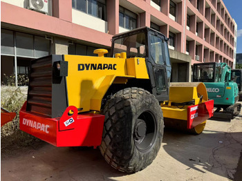 Road roller DYNAPAC