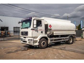 Tank truck MAN TGM 18.330