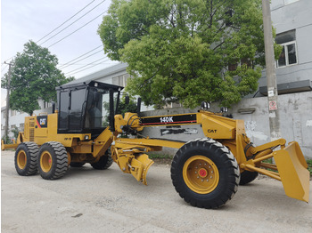 Grader CATERPILLAR 140K