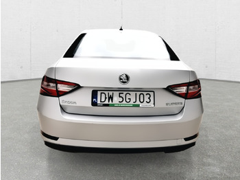 Car SKODA SUPERB HATCHBACK: picture 5