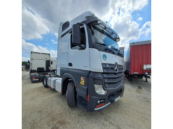 Tractor unit MERCEDES-BENZ Actros