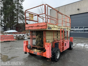 Aerial platform JLG