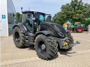 Farm tractor Valtra T195 V BLACK MATT EDITAKTION: picture 4