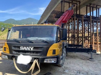 Mobile crane SANY