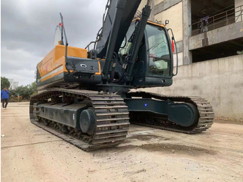 Crawler excavator HYUNDAI