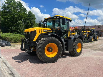 Farm tractor JCB Fastrac 4220