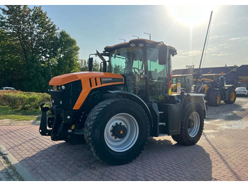 Farm tractor JCB Fastrac 4220