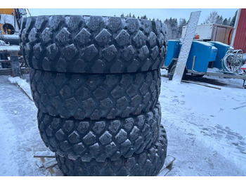 Tire MICHELIN