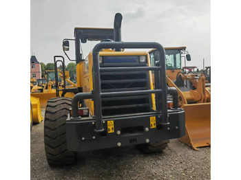 Wheel loader KOMATSU: picture 2