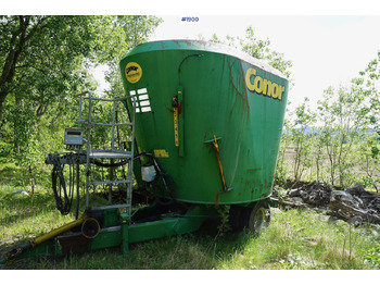 Forage mixer wagon