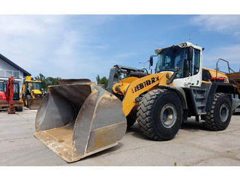 Wheel loader LIEBHERR L 580