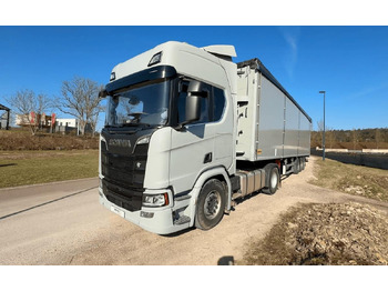 Tractor unit Scania R R520: picture 2