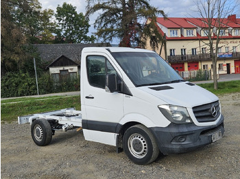 Cab chassis truck MERCEDES-BENZ Sprinter 316