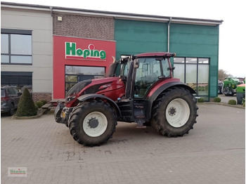 Farm tractor VALTRA T154