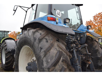 Farm tractor New Holland 8670: picture 5