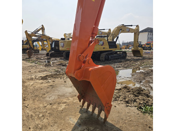 Crawler excavator HITACHI ZX120: picture 5