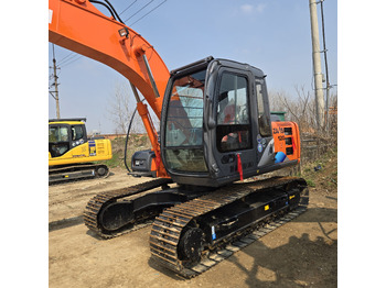 Crawler excavator HITACHI ZX120: picture 2