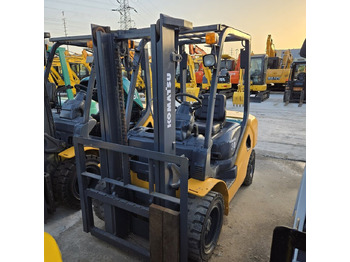 Diesel forklift Komatsu FD30: picture 4