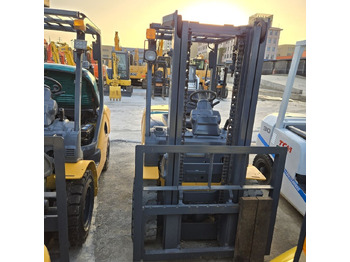 Diesel forklift Komatsu FD30: picture 3