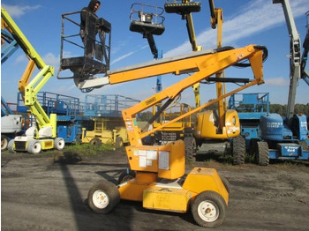 Articulated boom NIFTYLIFT