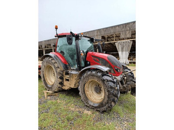 Farm tractor VALTRA N174