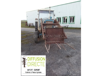 Farm tractor FORD