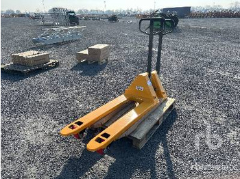 Pallet truck