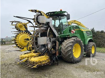 Forage harvester JOHN DEERE 8500