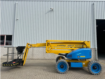 Articulated boom NIFTYLIFT