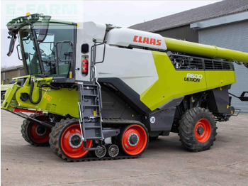 Combine harvester CLAAS Lexion