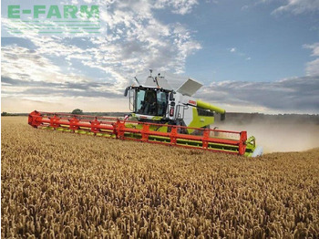 Combine harvester CLAAS Lexion