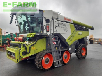 Combine harvester CLAAS Lexion