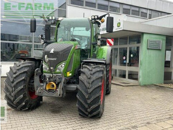 Farm tractor FENDT 724 Vario